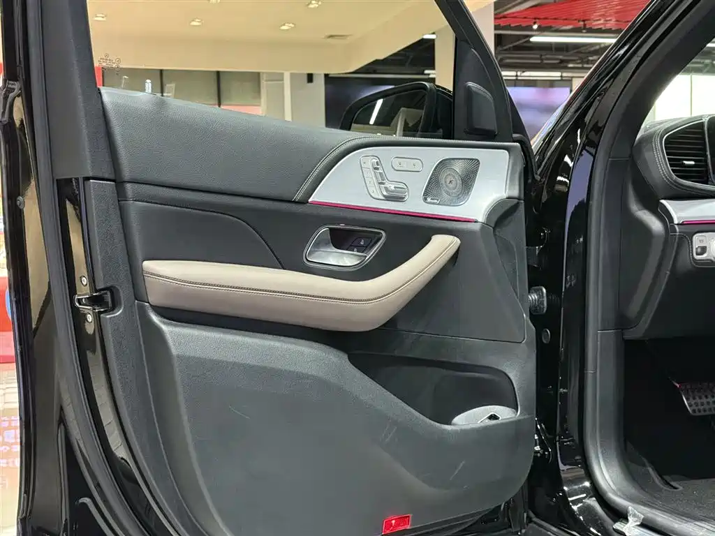 MERCEDES-BENZ GLE AMG