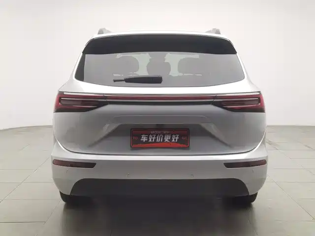 AITO Wenjie AITO M7 2024 1.5T Smart AWD Max Edition 5-Seater — фото 4
