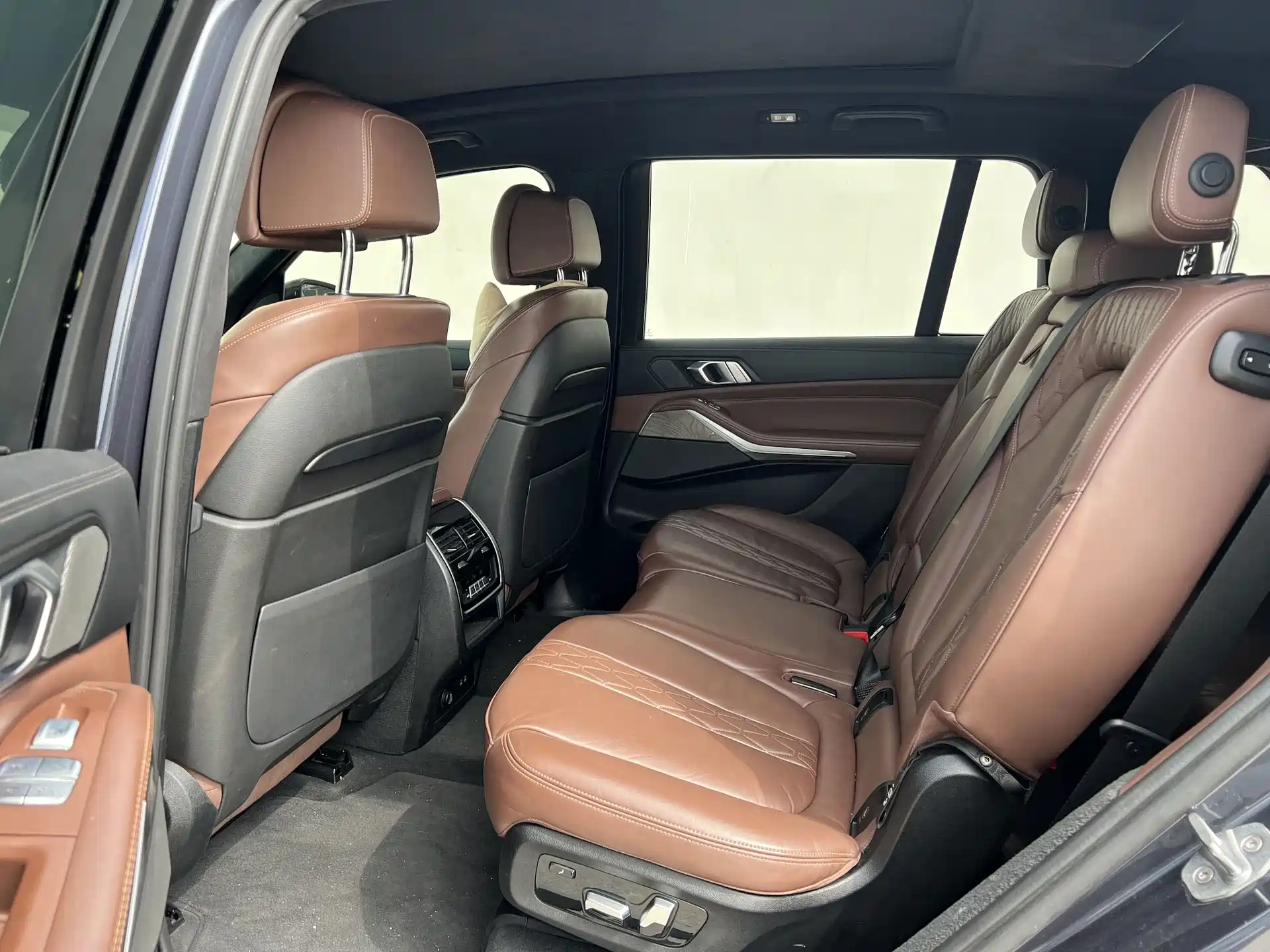 Photo 3 - BMW X7
