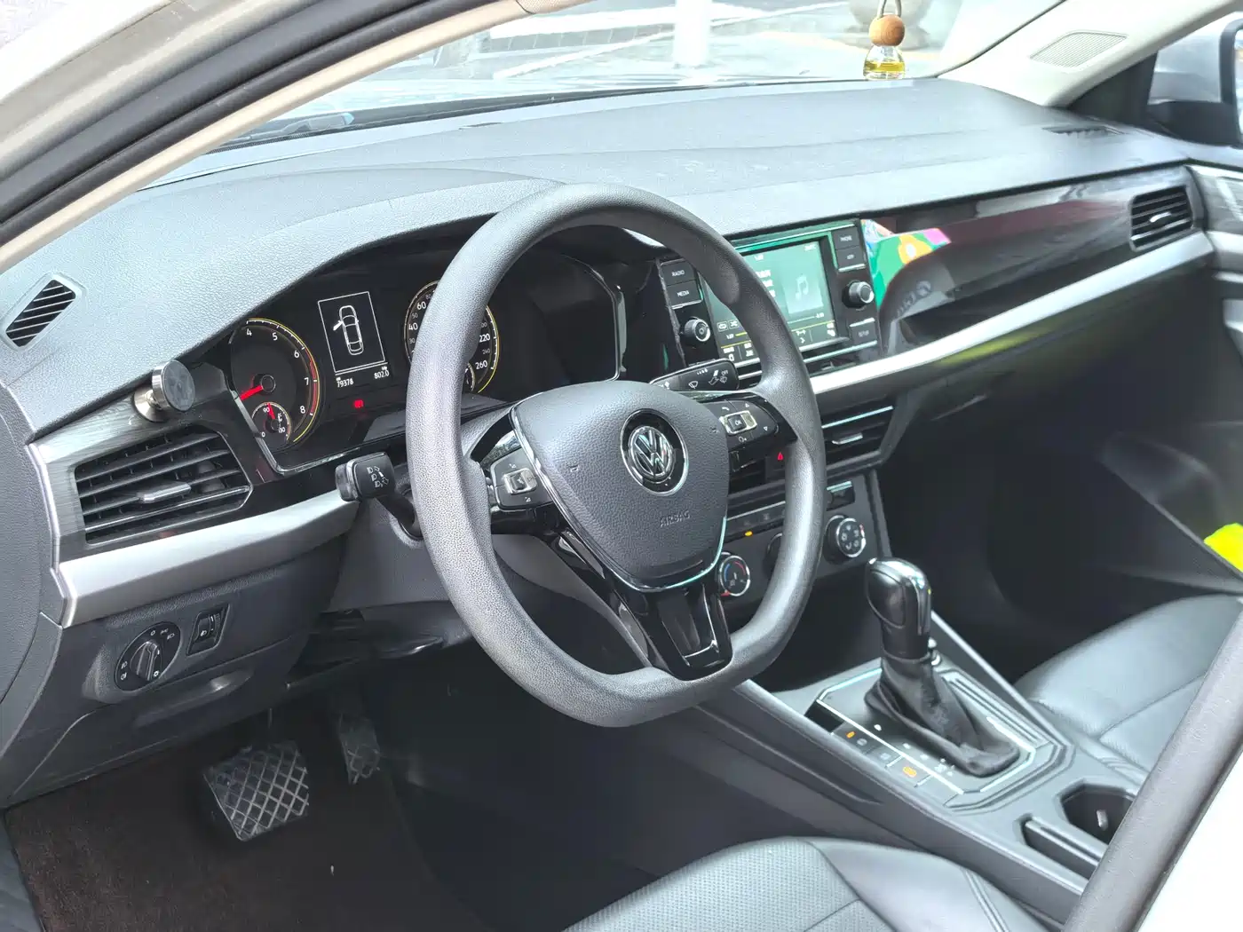 Volkswagen Lavida 2018 1.5L Automatic Comfort Version China V фото 19