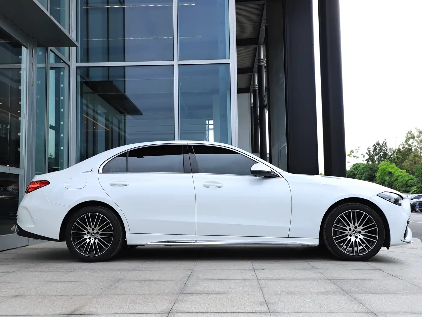 Mercedes-Benz C-Class 2024 Facelift III C 260 L Sport фото 10