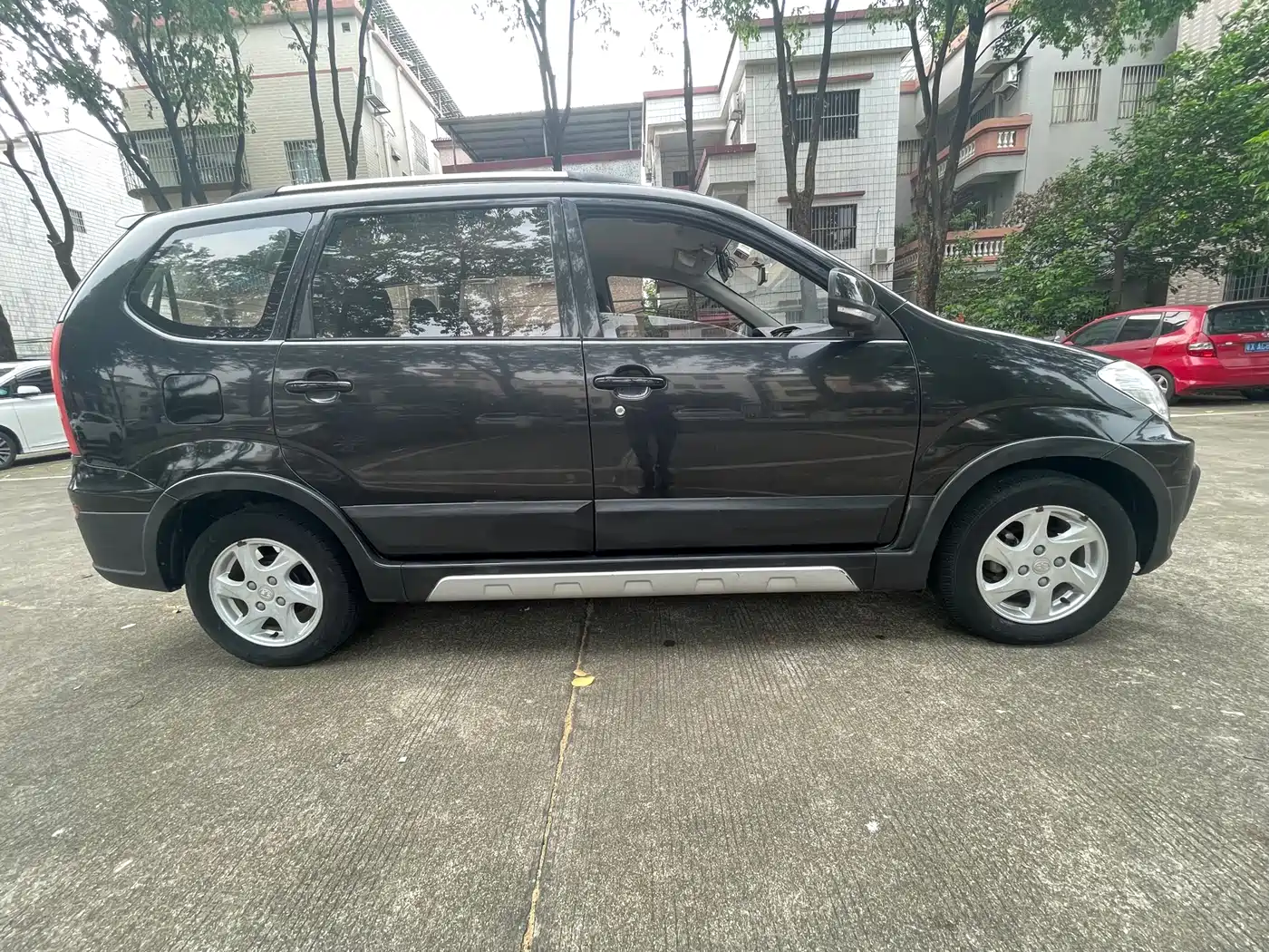 FAW Senya S80 2014 2014 1.5L Manual 7-seater Sport Urban C Edition