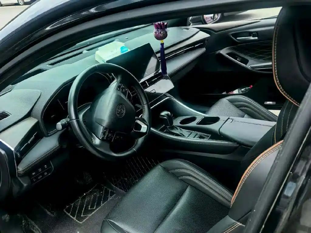Toyota Avalon 2024 Model Hybrid 2.5L XLE Prestige Edition 6