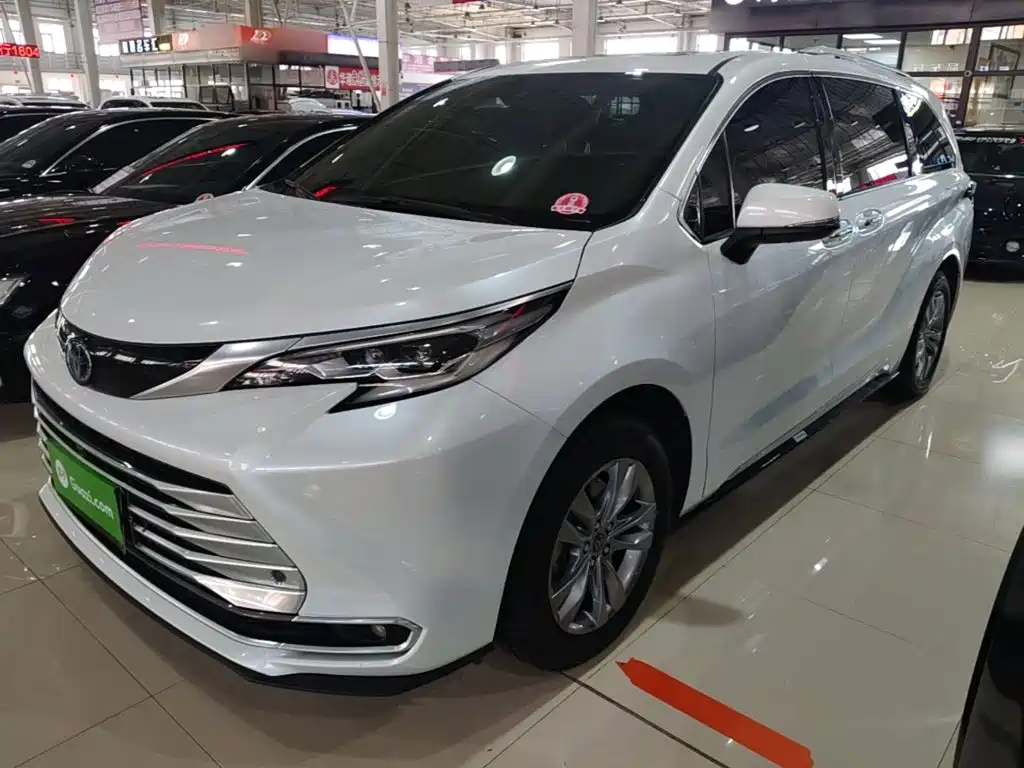  Toyota Toyota Sienna 2021 2.5L Hybrid Platinum Edition