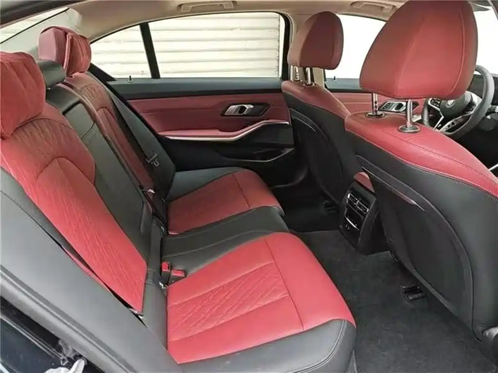 BMW 3-SERIES