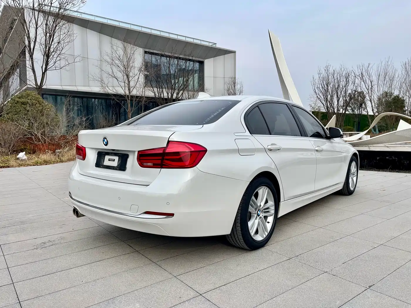 BMW 3 Series 2017 320Li Fashion фото 21