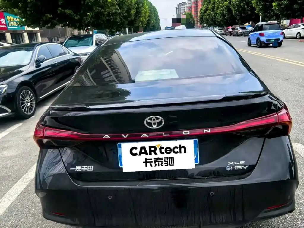 Toyota Avalon 2024 Model Hybrid 2.5L XLE Prestige Edition 3
