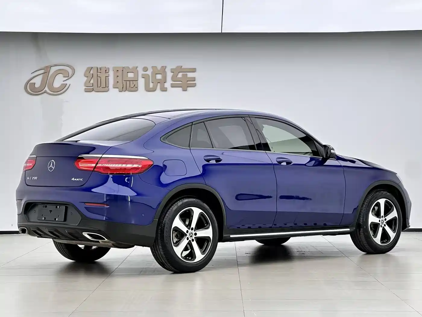 Mercedes-Benz GLC Coupe 2019 GLC 200 4MATIC Coupe SUV фото 4