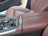 Photo 6 - BMW X7