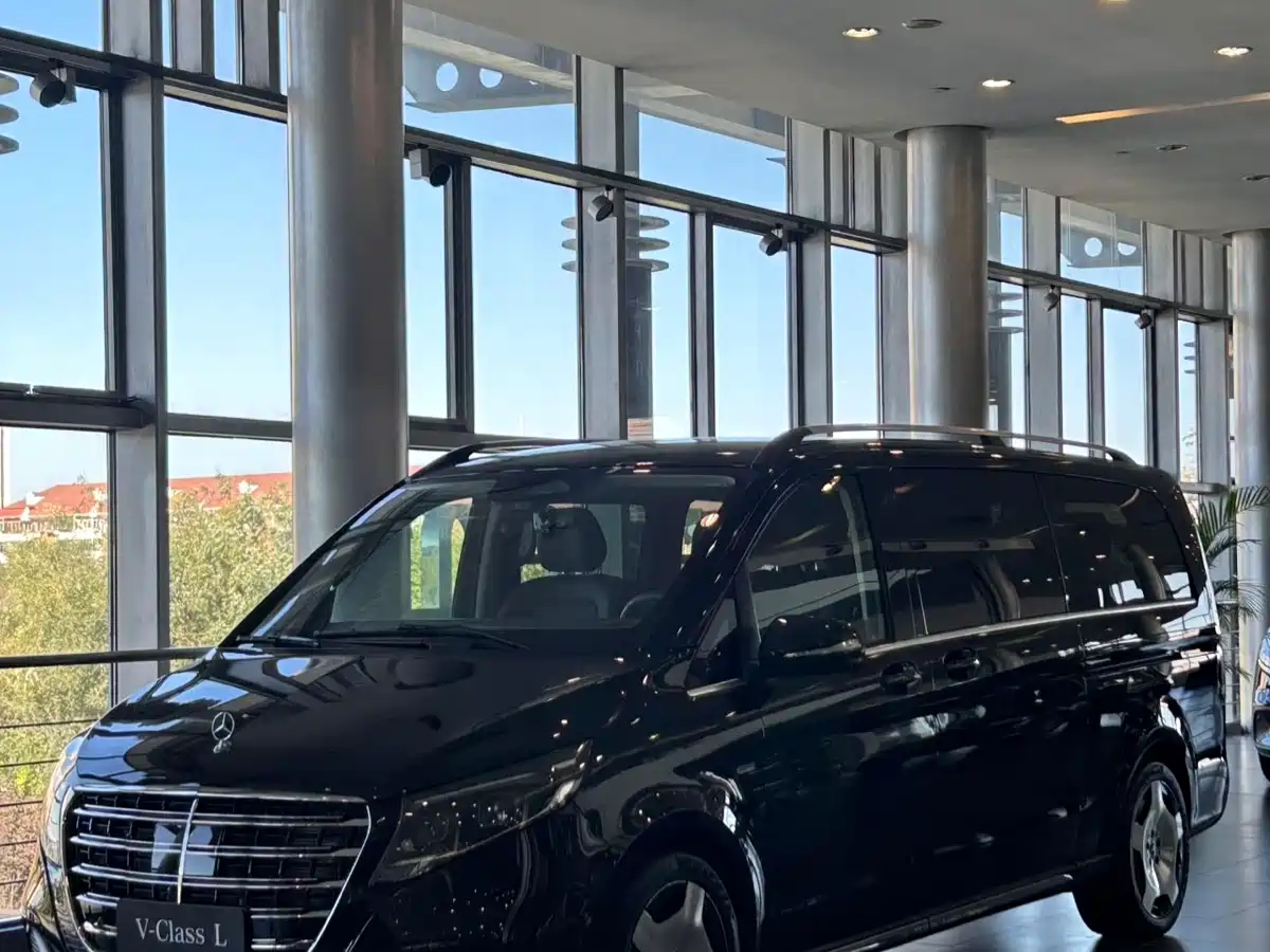 Mercedes-Benz V-Class 2024 V 300 L Long Wheelbase Luxury Edition
