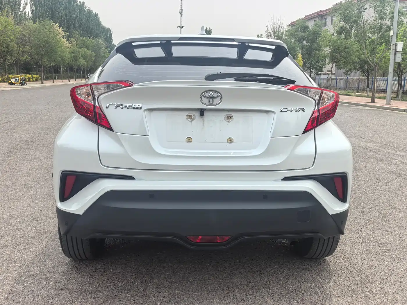 Toyota C-HR 2023 Model 2.0L Comfort Edition фото 8