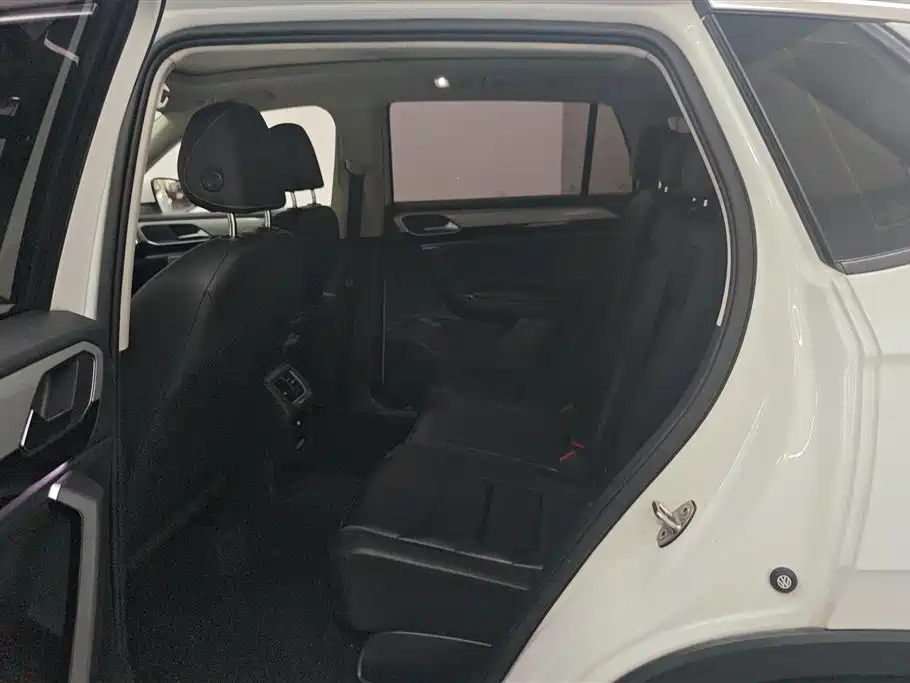 Volkswagen Tayron 2019 330TSI 2WD Luxury Plus China VI фото 11