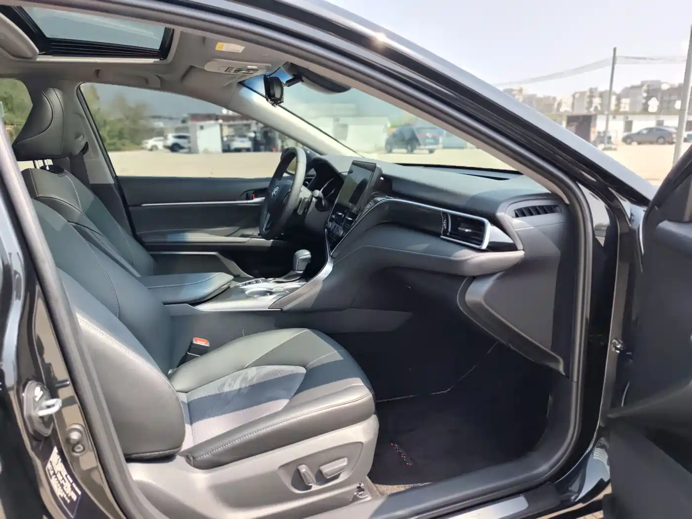Toyota Camry 2021 2.0S Sporty Edition фото 17