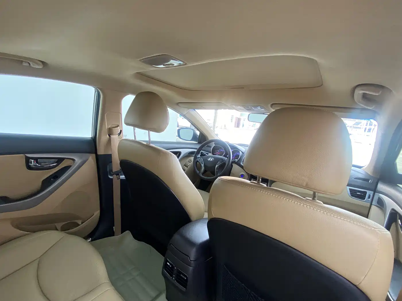 Hyundai Langdong 2013 1.6L Automatic Premium фото 9