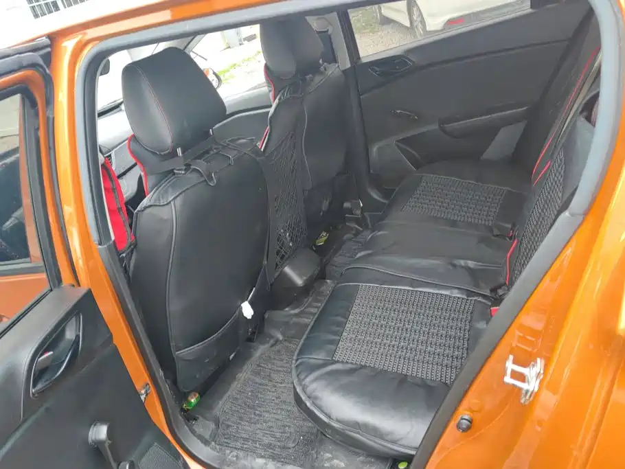 Baojun 310 2017 2016 1.2L Manual Value Edition