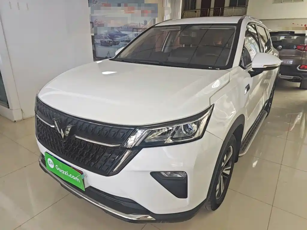 Wuling Motors Wuling Xingchen 2021 1.5T Manual Starlight Edition