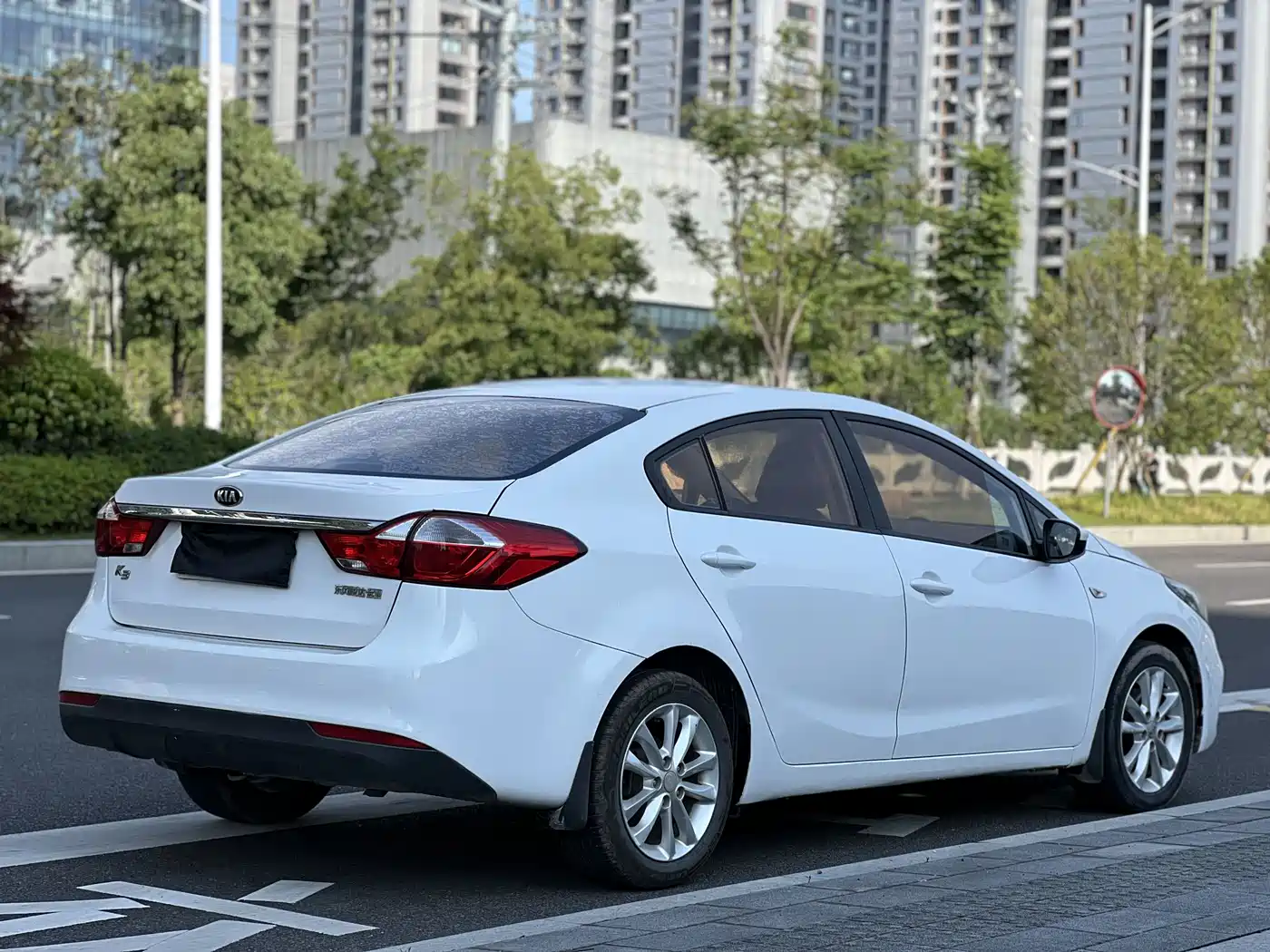 Kia K3 2016 1.6L Automatic GLS фото 13