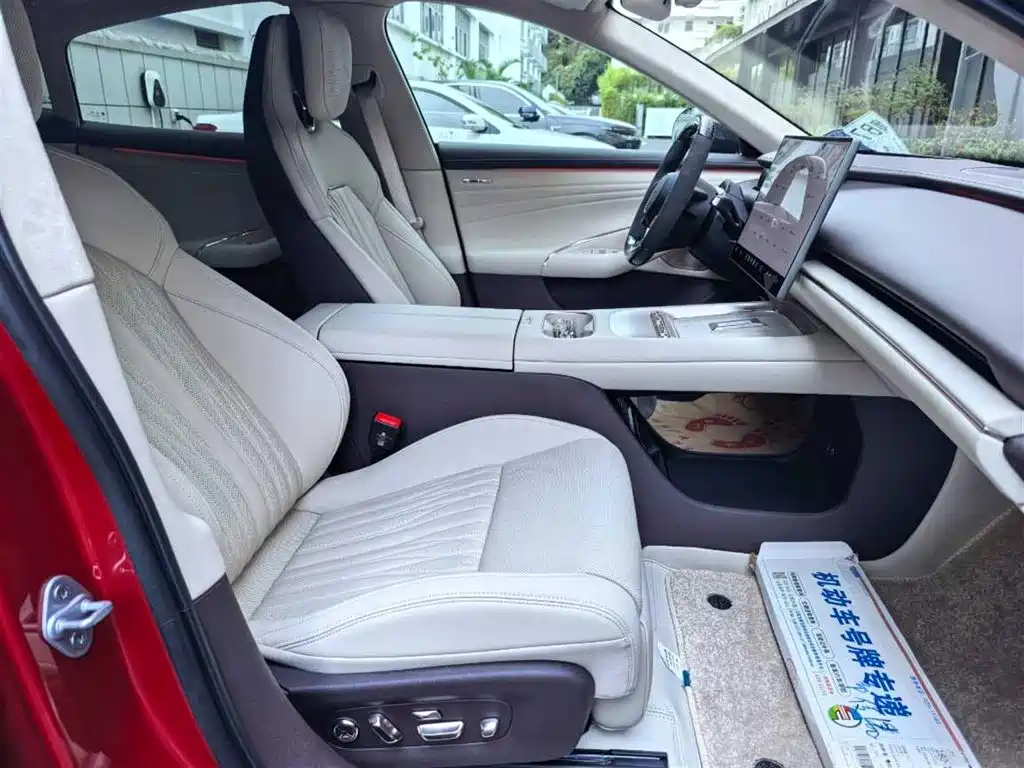 Xiaomi SU7 2026 2026 All-Wheel Drive Edition