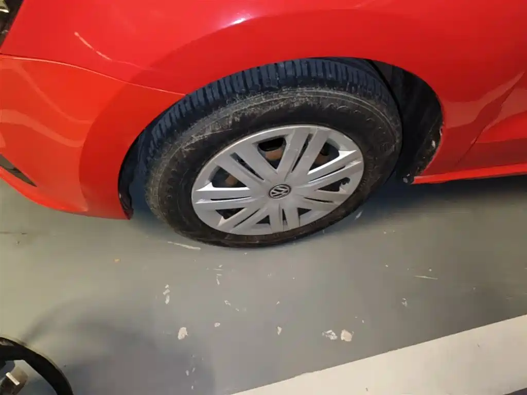 Volkswagen Polo 2016 1.4L Automatic Trend фото 23