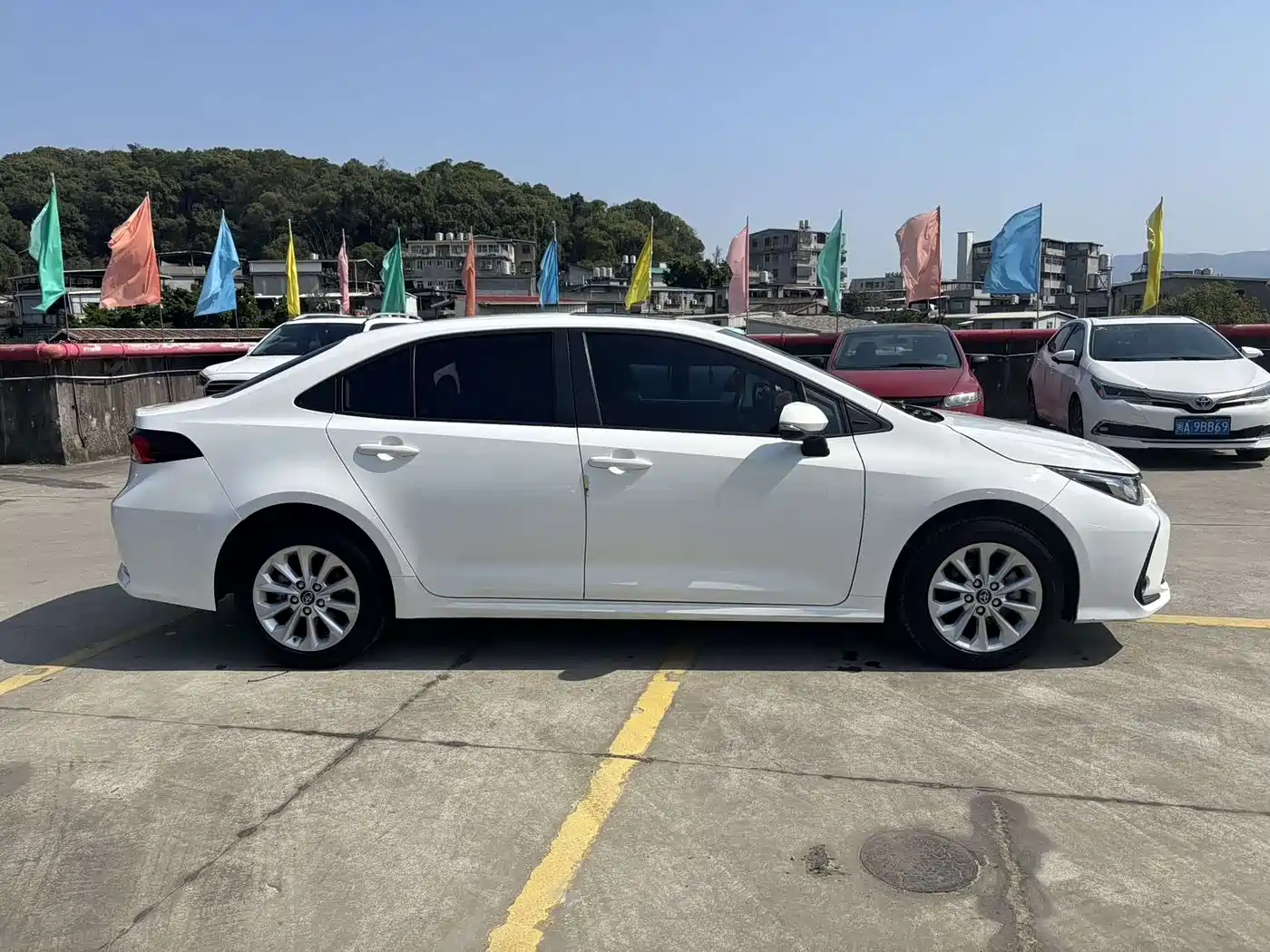 Toyota Corolla 2019 1.2T S-CVT GL-i Elite Edition фото 4