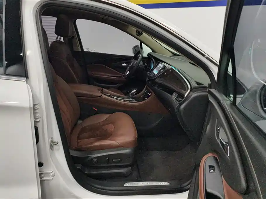 Buick Envision Plus 2017 20T 2WD Luxury фото 8