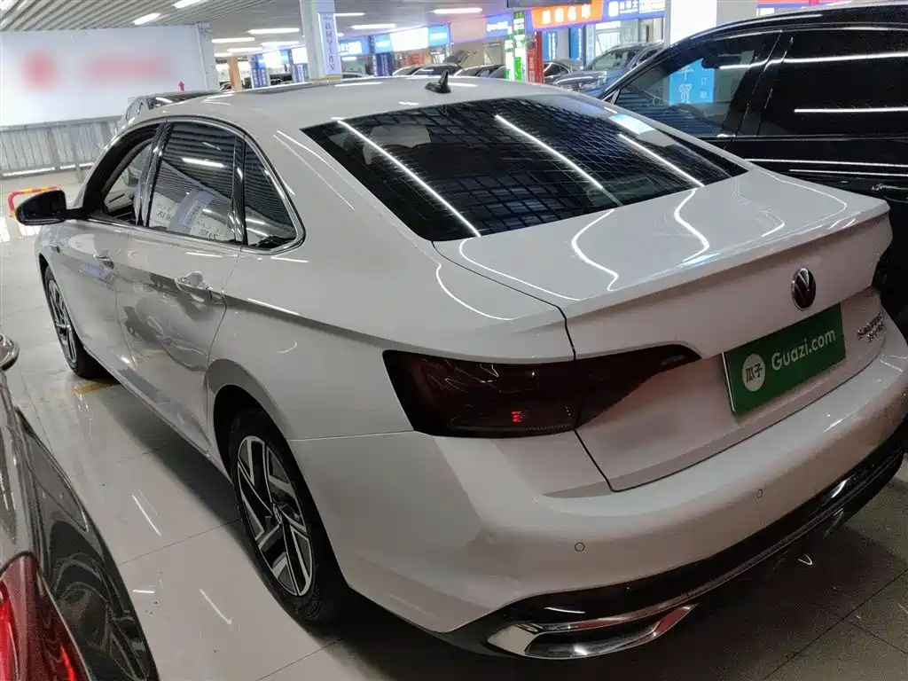 Volkswagen Sagitar 2023 300TSI DSG Surpassing Edition фото 5