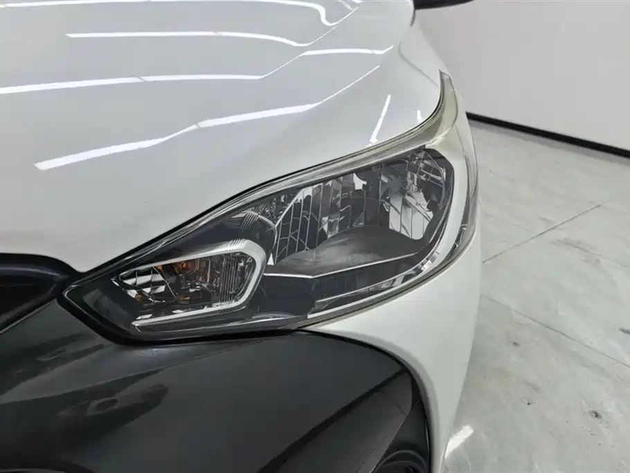 Toyota YARiS L Zhi Xuan 2016 Facelift 1.5E CVT Charming Edition фото 5