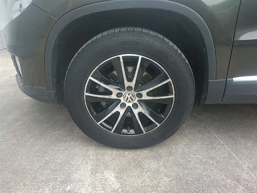 Volkswagen Tiguan 2013 1.8TSI Automatic 2WD Luxury Model фото 23