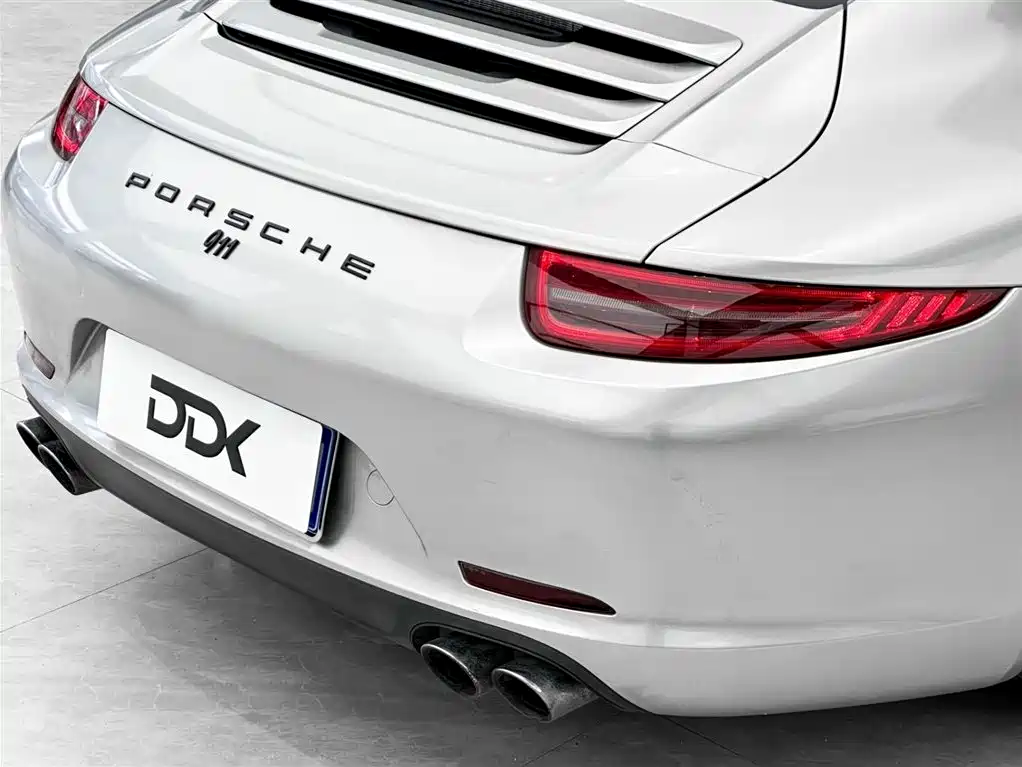 Porsche 911 2015 Carrera 3.4L Style Edition фото 6