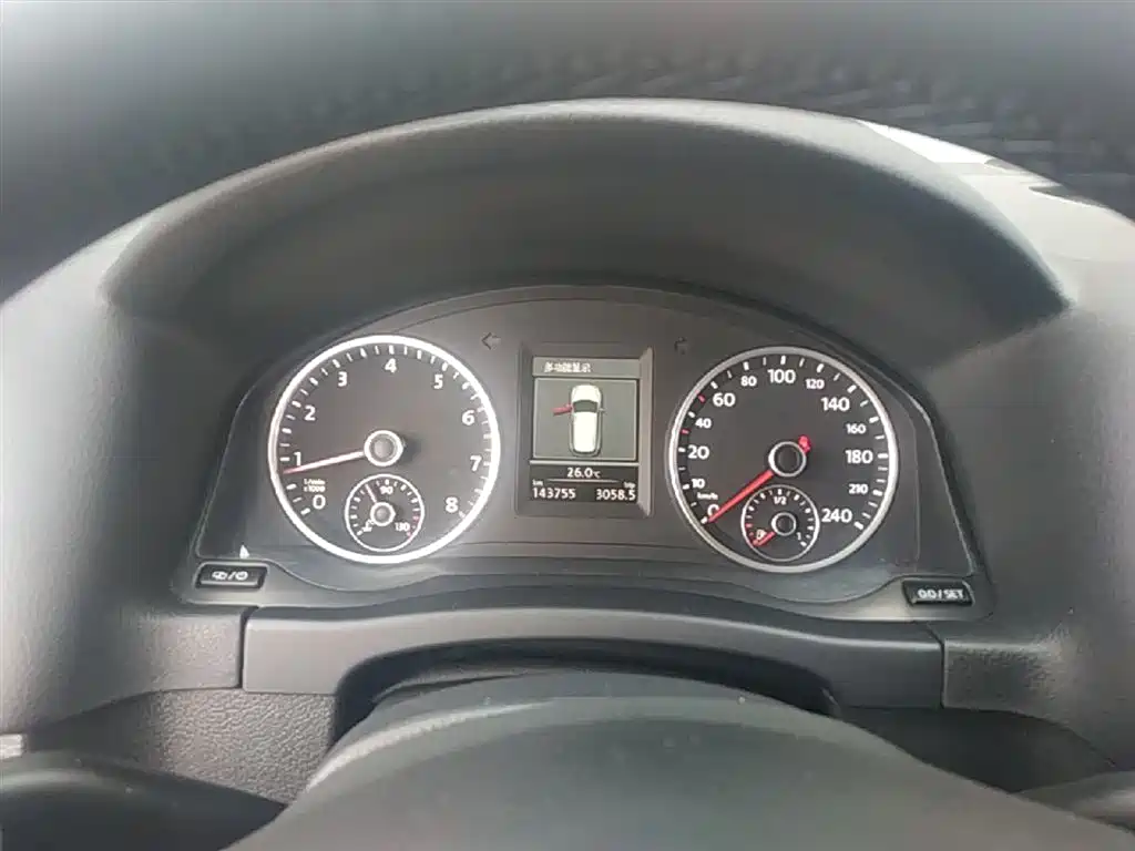 Volkswagen Tiguan 2013 1.8TSI Automatic 2WD Luxury Model фото 12