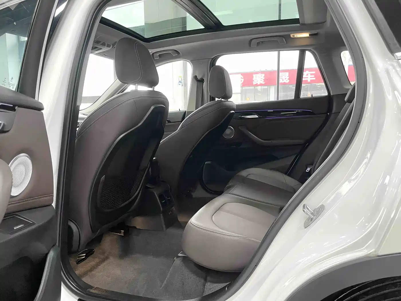 BMW X1 2022 sDrive20Li Premium фото 10