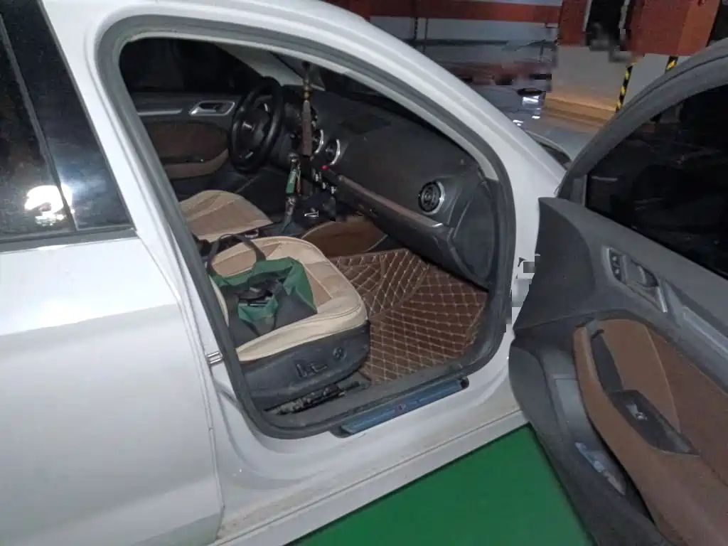 Audi A3 (Import) 2015 2014 Limousine 40 TFSI S line Comfort