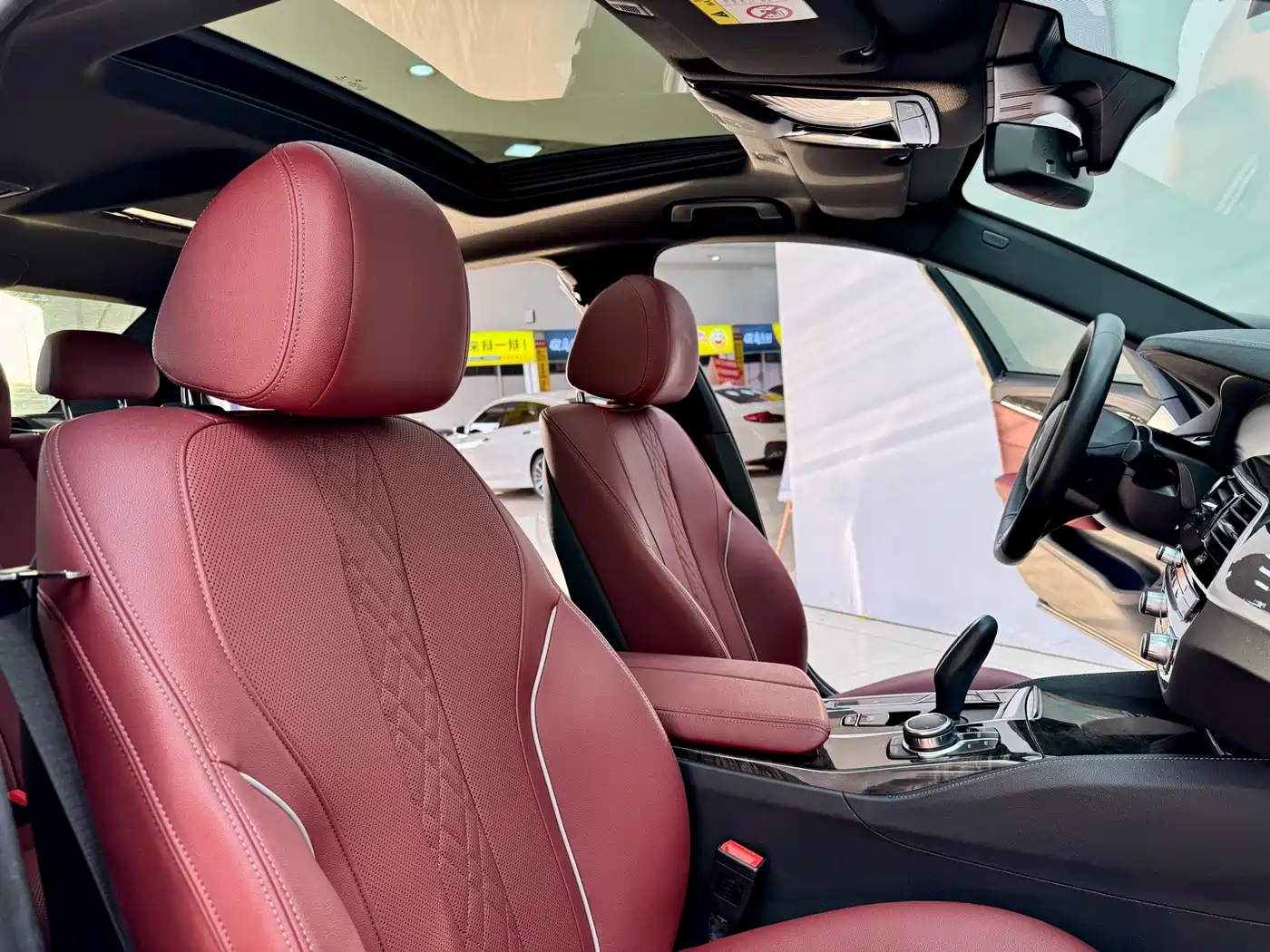 BMW 5 Series 2022 Model Second Facelift 525Li M Sport Package фото 14