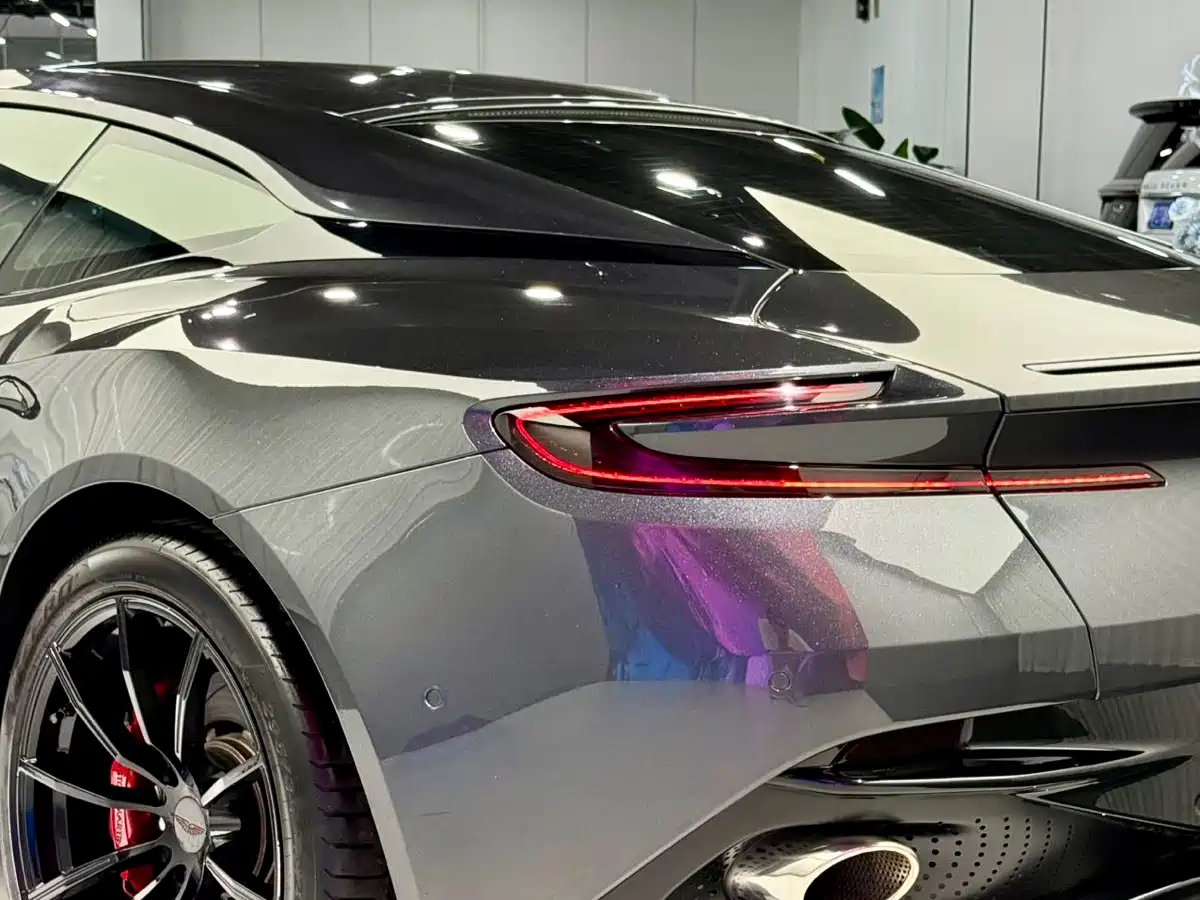 Aston Martin DB11 2020 2019 Model 4.0T V8 Coupe