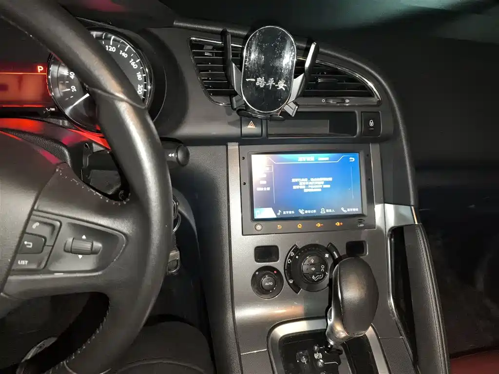 Peugeot 3008 2016 2.0L Automatic Trend Edition фото 6