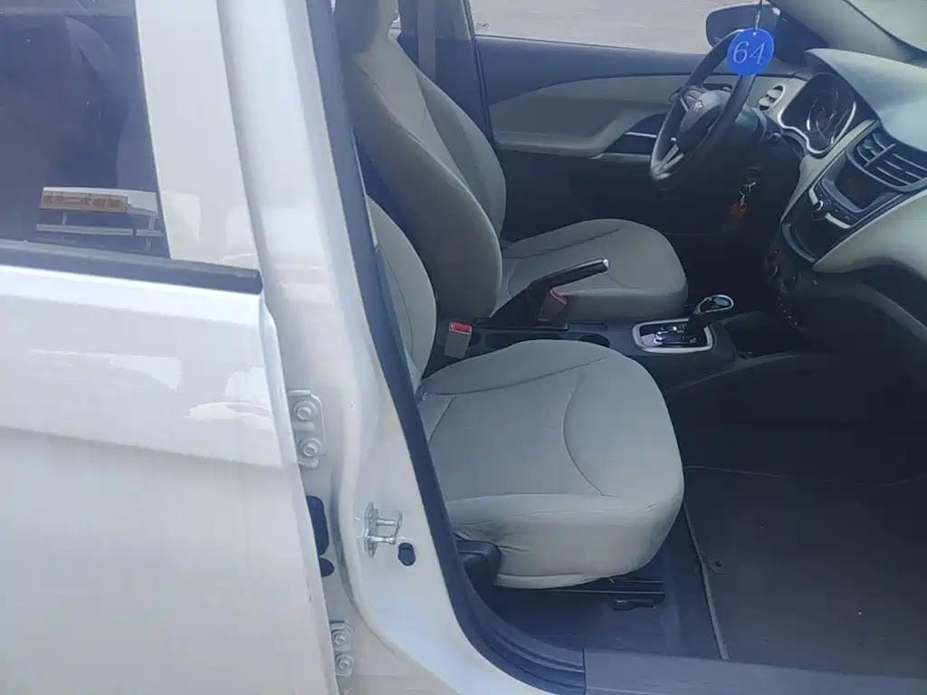 Chevrolet Sail 2017 2015 Sail 3 1.3L AMT Ideal Edition