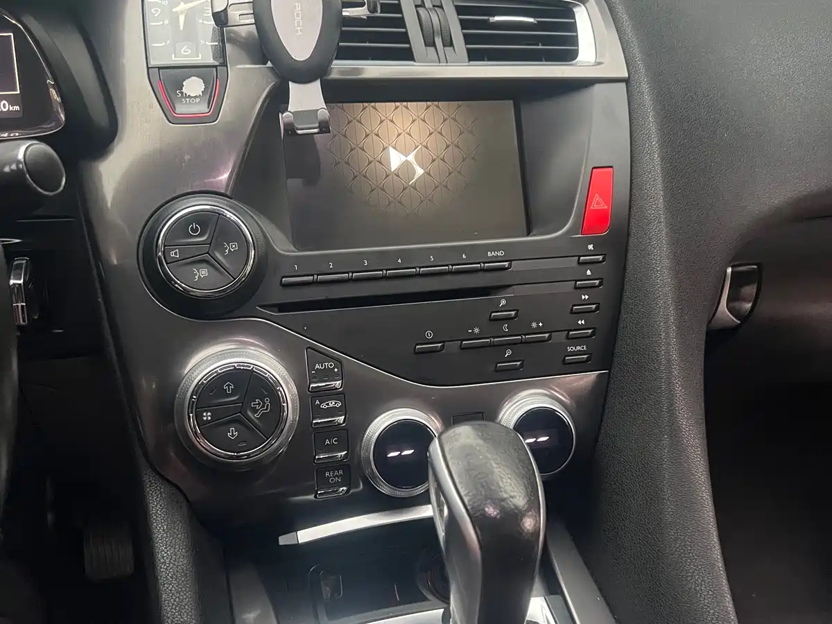 DS 5 2014 2014 1.6T Luxury THP160