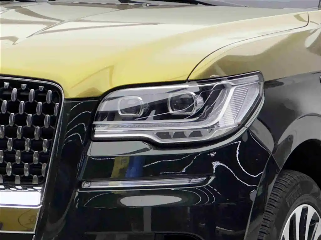Lincoln Navigator 2022 3.5T Presidential Edition фото 3