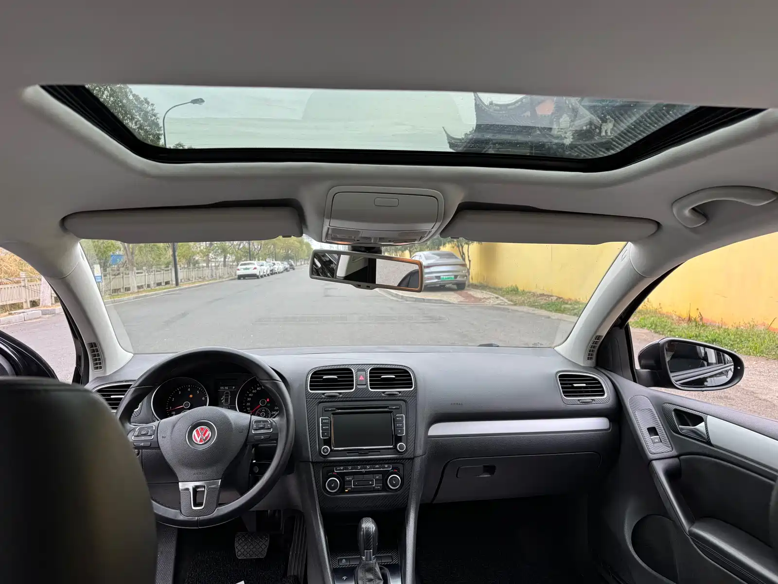 Фото 8 - Volkswagen Golf