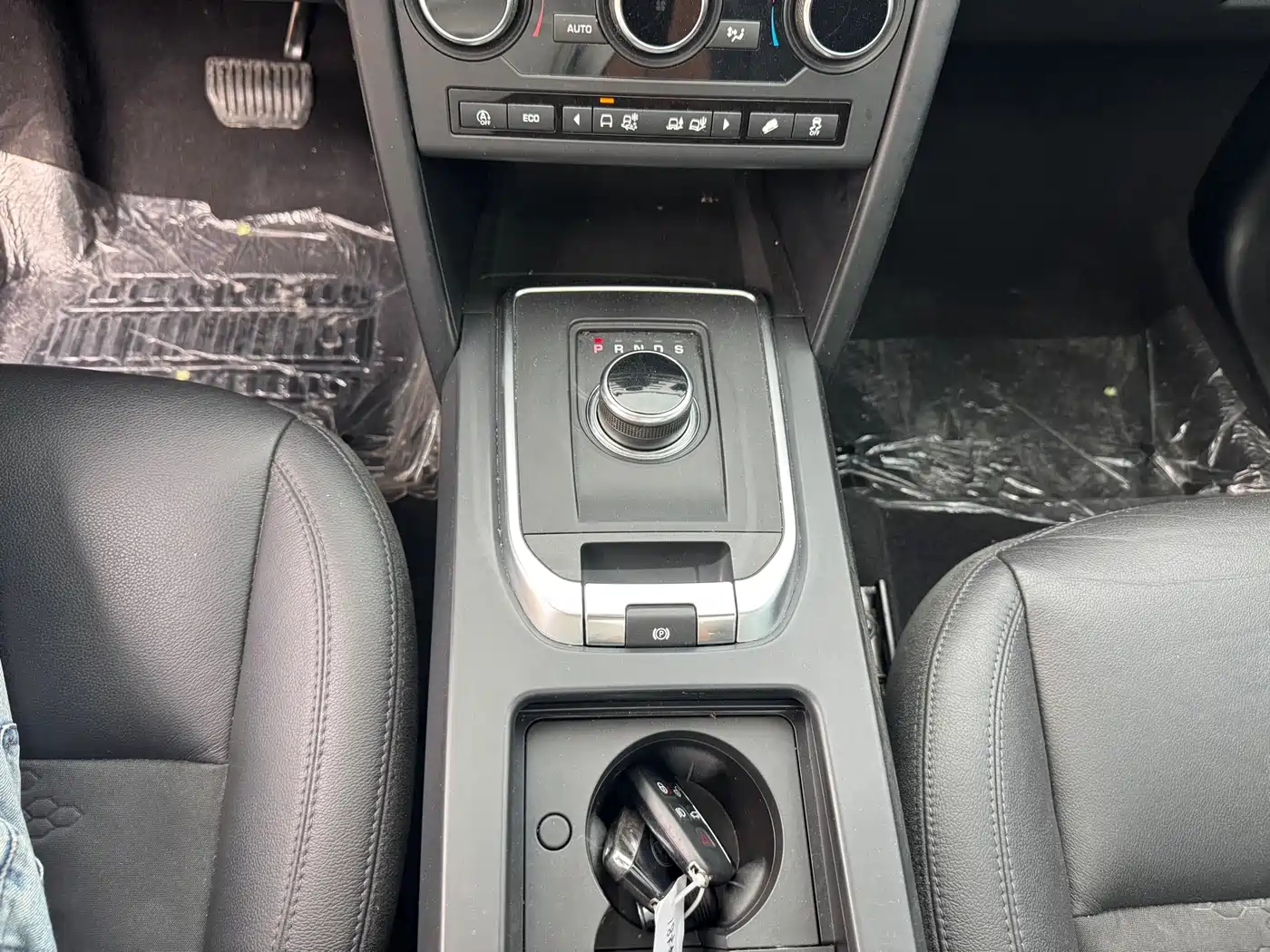 Land Rover Discovery Sport 2018 240PS PURE Edition фото 16