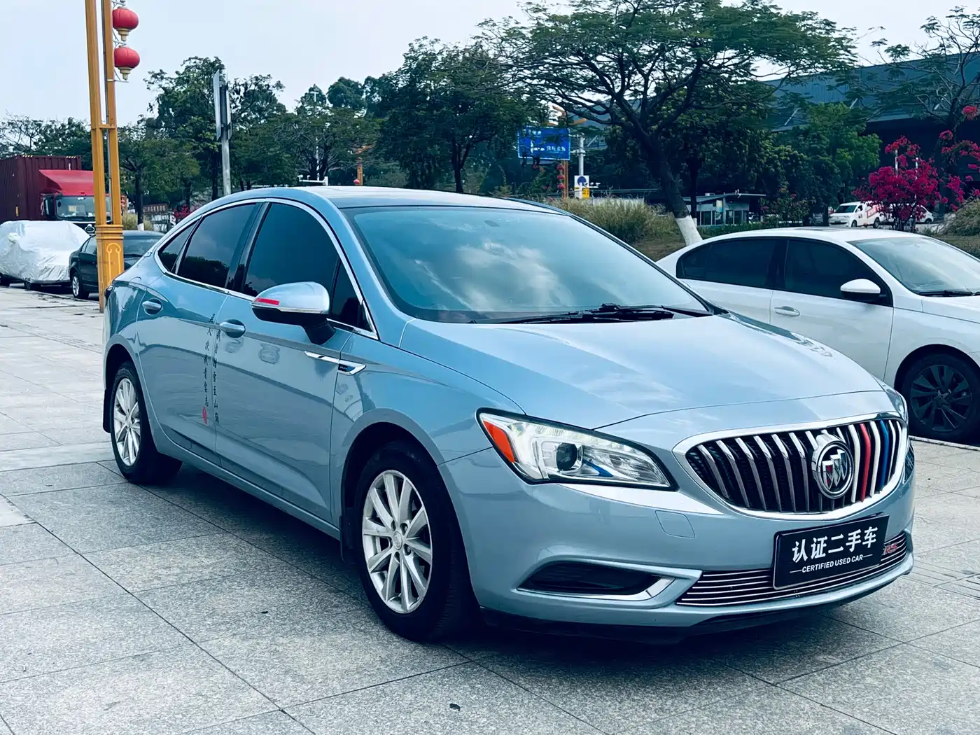Buick Verano 2015 Sedan 20T Dual-clutch Leading фото 2
