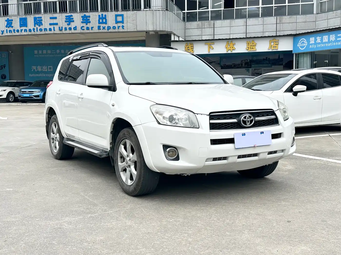 Toyota RAV4 Rongfang 2009 2.4L Automatic Luxury Navigation Edition фото 3