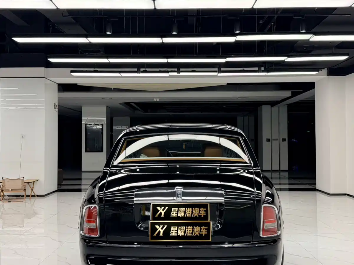 Rolls-Royce Phantom 2006 6.7L Extended Wheelbase EWB фото 8