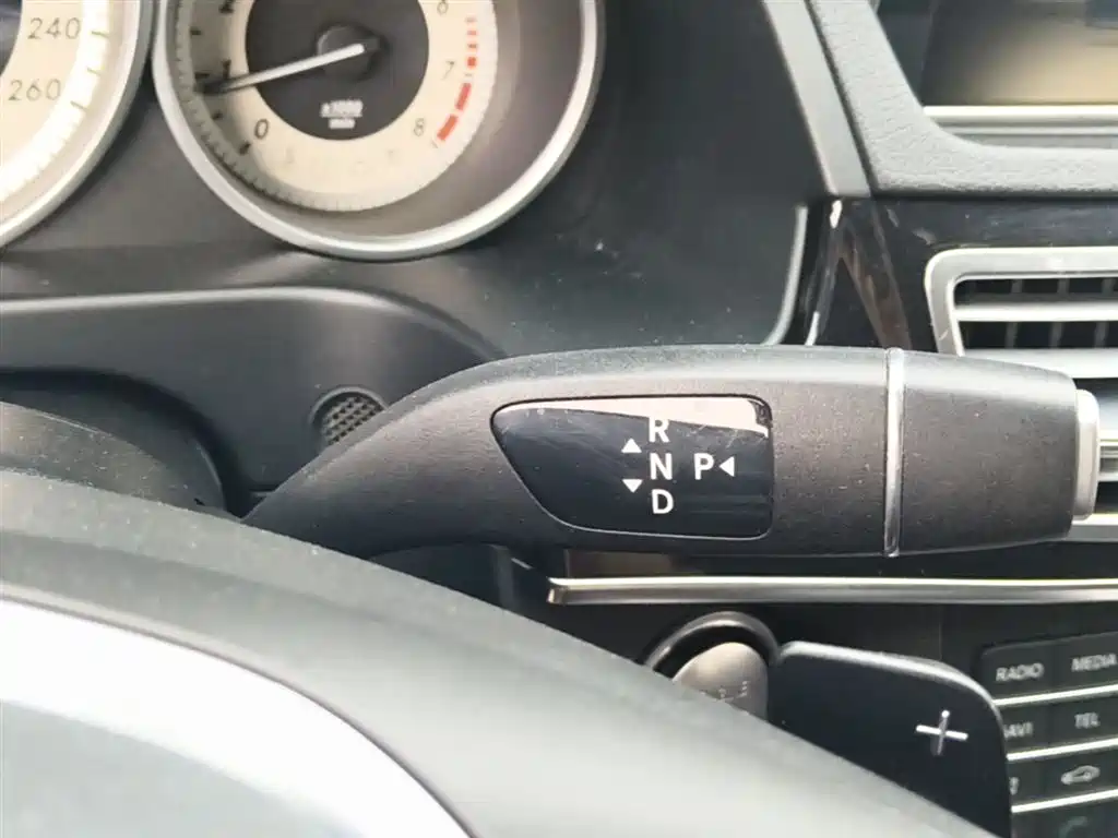 Mercedes-Benz E-Class 2015 Facelift E 260 L Sport фото 14