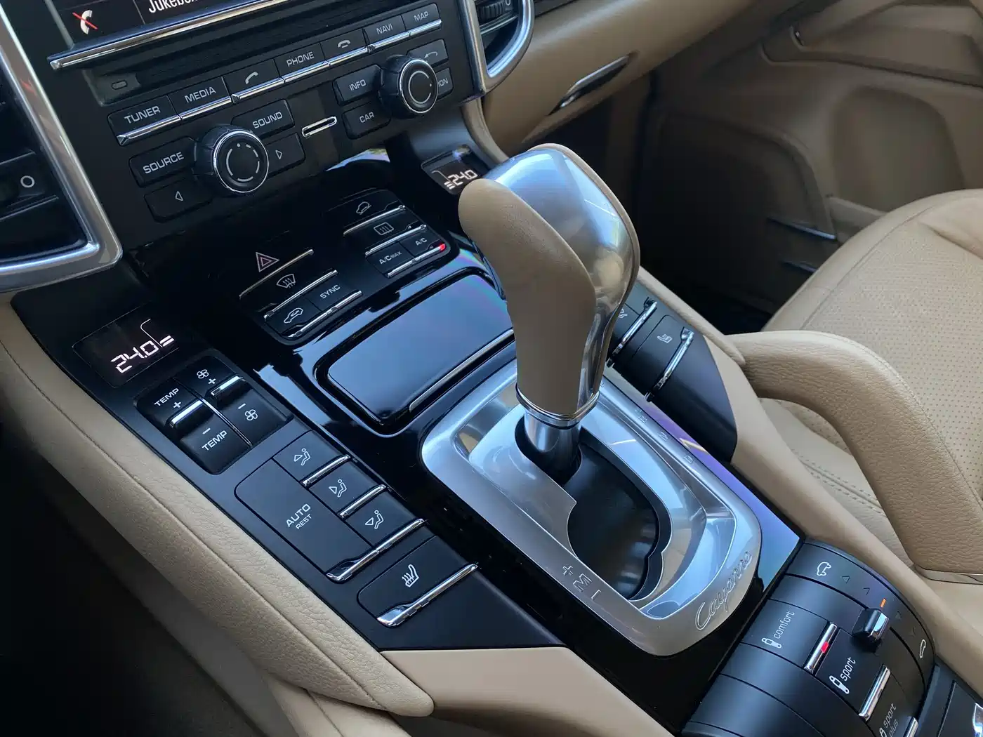 Porsche Cayenne New Energy 2015 Cayenne S E-Hybrid 3.0T фото 21