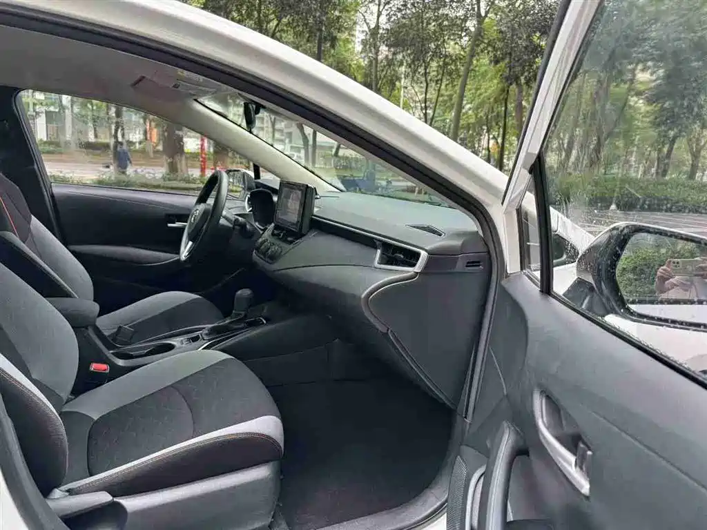 Toyota Corolla 2023 1.2T Pioneer Edition фото 8