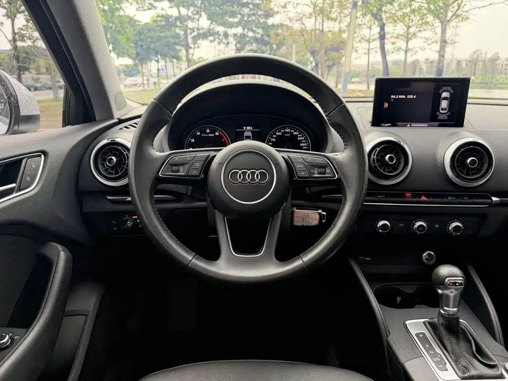 Фото 19 - Audi A3