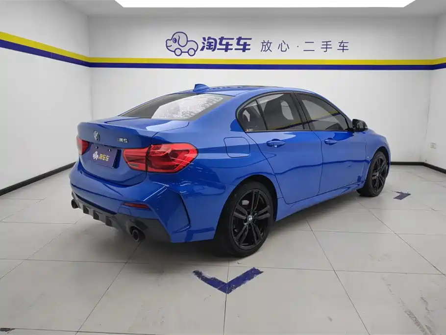 Фото 3 - BMW 1 Series