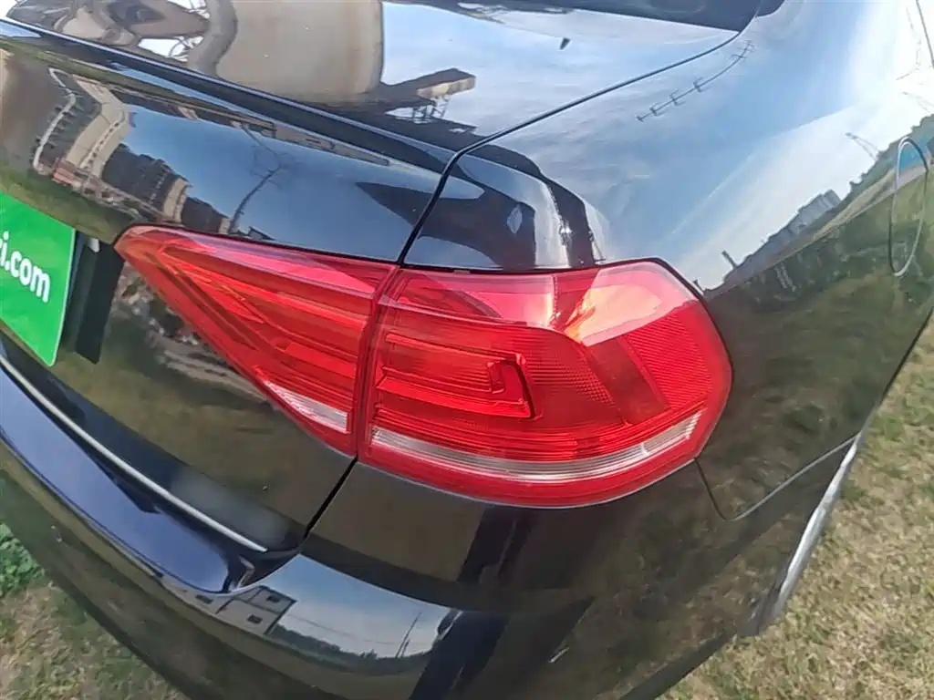 Volkswagen Lavida 2017 230TSI DSG Comfort Edition фото 8