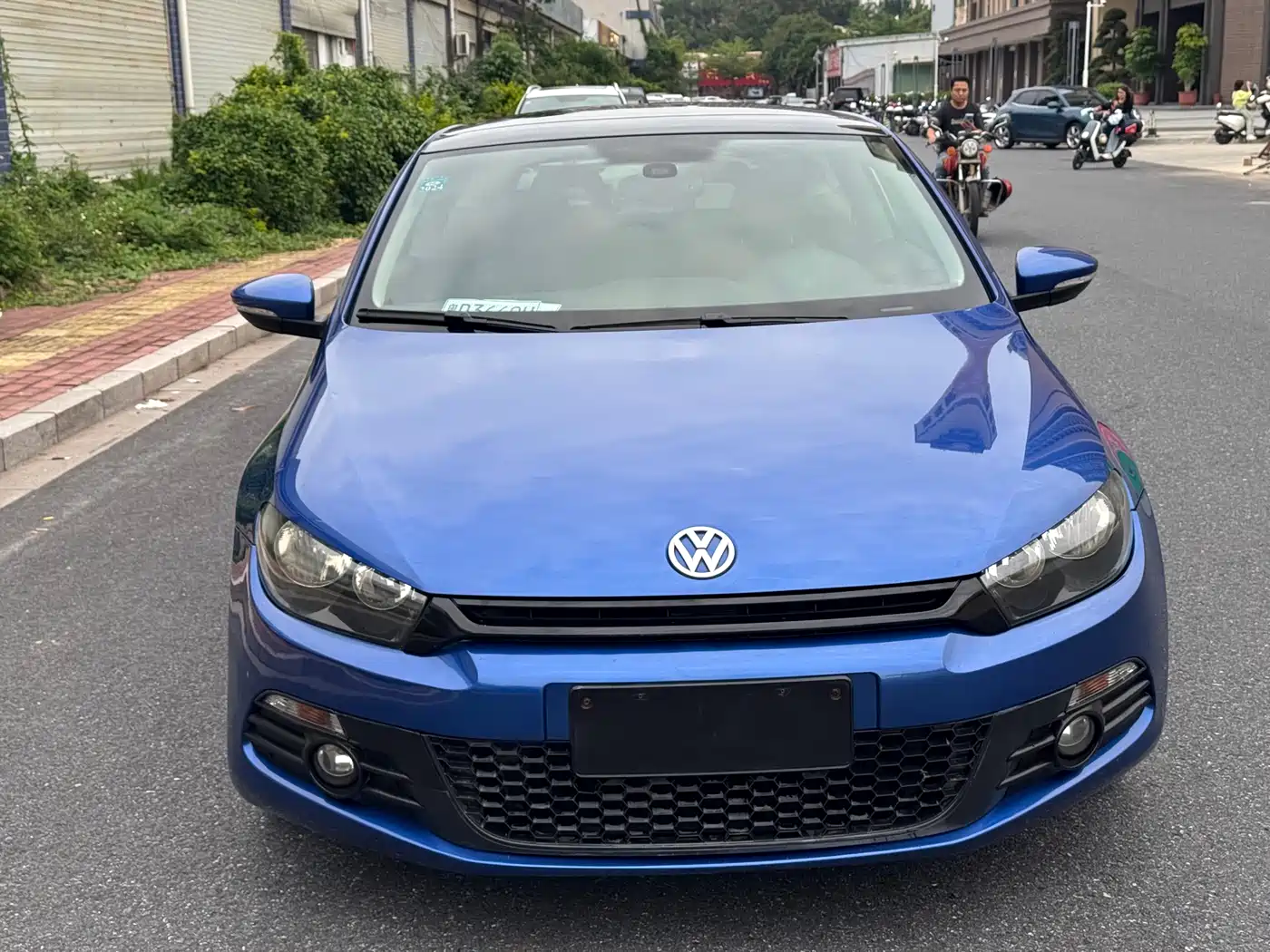 Volkswagen Scirocco 2009 1.4TSI Luxury Edition фото 2